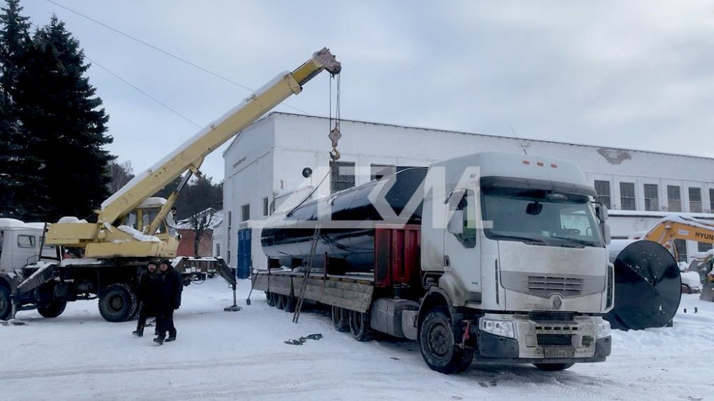 Партия топливных резервуаров на отгрузке